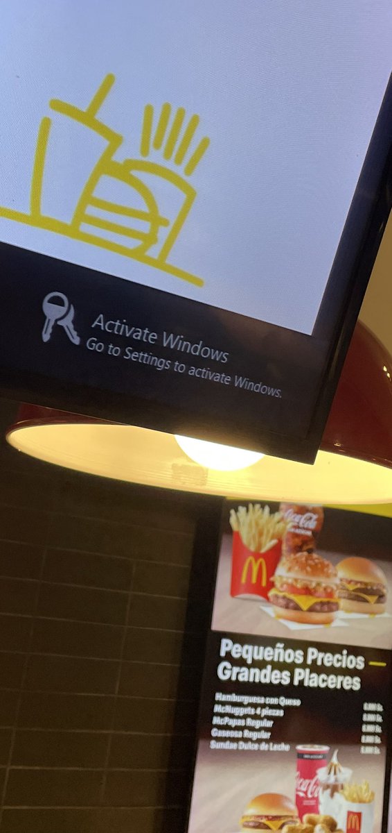 Não tá fácil pra ninguém em, nem pro <a href="/McDonalds_BR/">Méqui</a>  😂