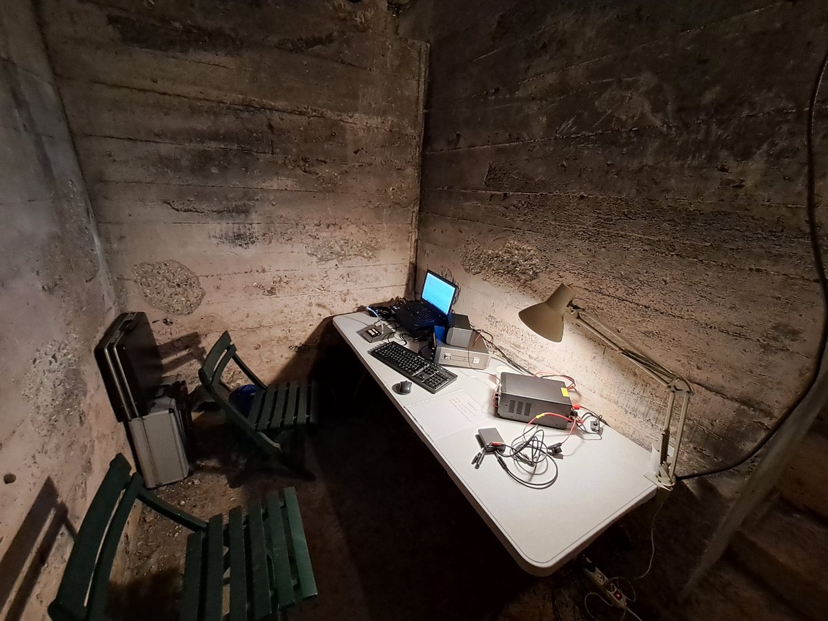 F4HJOjerome's tweet photo. F8KHN started its annual field day yesterday, on POTA FR-4399, on a German WW2 radar bunker in Fécamp in Normandy. 
This weekend two amateur radio stations run ssb and ft8/ft4 on the references pota fff and arlhs lighthouse.

73 jerr F4HJO 
#F8KHN #POTA #hamradio  #ft8 #icom https://t.co/kbAYTddb6I