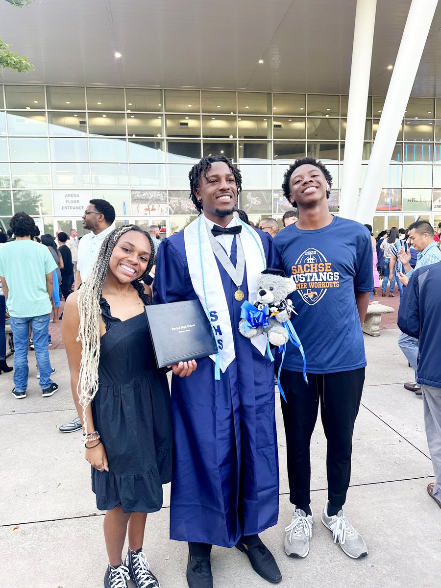 Rene' Bennett tweet media