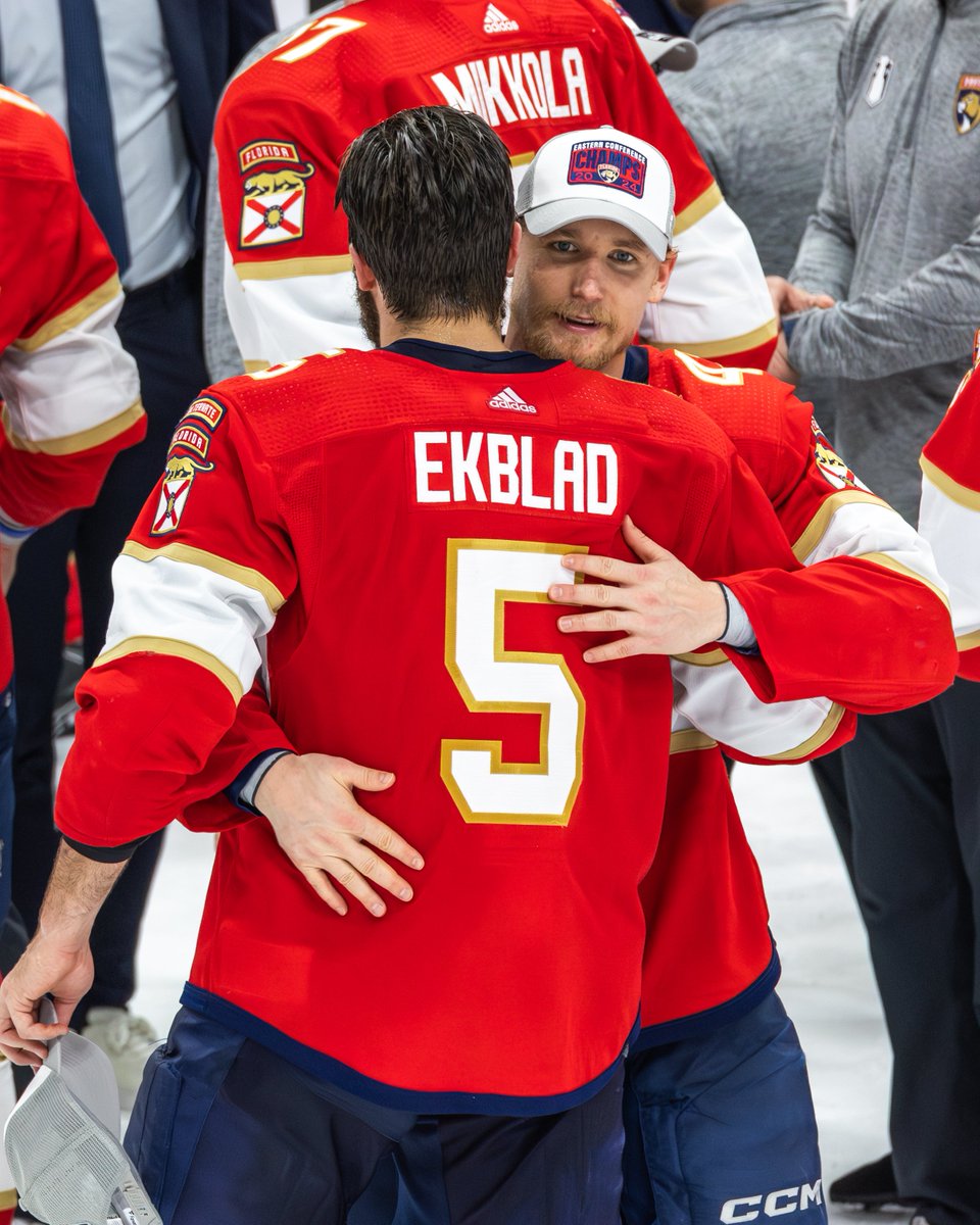 FlaPanthers's tweet photo. Taking it all in 🥹 https://t.co/OTCbOHORDv