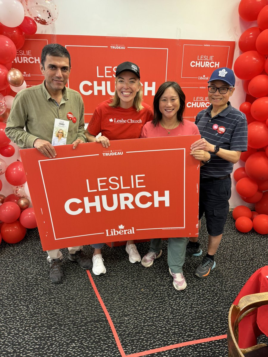 JeanYip3's tweet photo. .@SAFedLiberals and I had a great time meeting other volunteers like @Tsp_ylc
@yorkcentreoyl,  DPM @cafreeland  and of course the fabulous @lesliechurch at her campaign office at the SE corner of St. Clair and Yonge.  It was a beautiful ☀️day to talk to the residents of Toronto-St. Paul’s. Come #KnockOnDoors with us and make a difference.  https://t.co/1ExnwDdwmd 416-623-6529
@liberal_party @LPC_O  #By-election2024