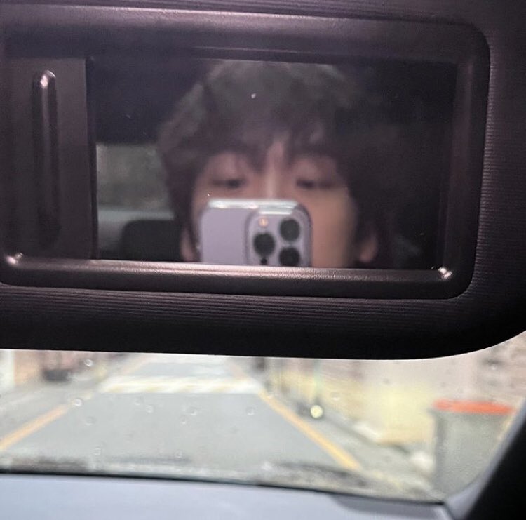 dazedsanha's tweet photo. 240602 - Sanha’s brother, Junha, thanks Sanha in an Instagram post for getting his hair done, buying him a meal, and taking a photo that “makes him look slim”! 😂

“따나가 머리해주고 밥사주고 날씬해보이게 사진찍 어줘따 고마워따”

#YOONSANHA #윤산하 #ASTRO #아스트로 https://t.co/tDvIOLnxuB