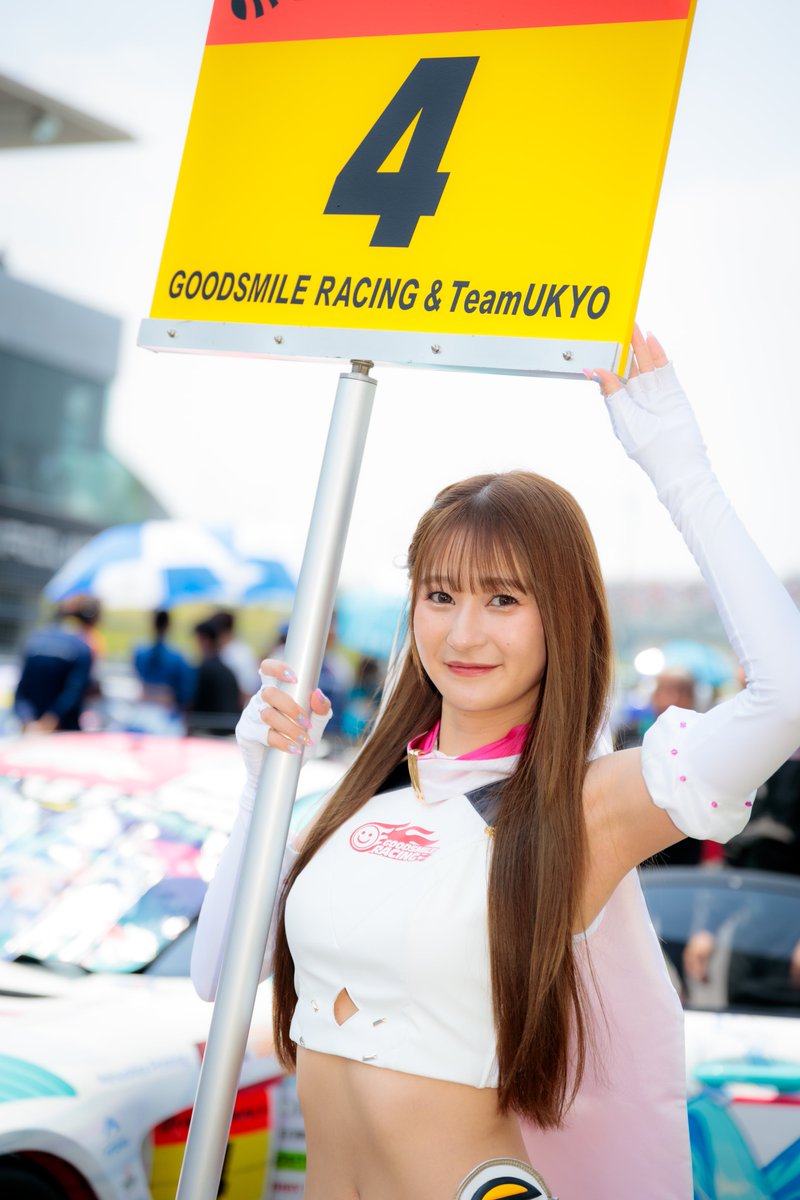 goodsmileracing's tweet photo. グリッドのﾐｵﾁｬﾝ！

(え)#fightgsr #SUPERGT https://t.co/T85jfJ3zLx