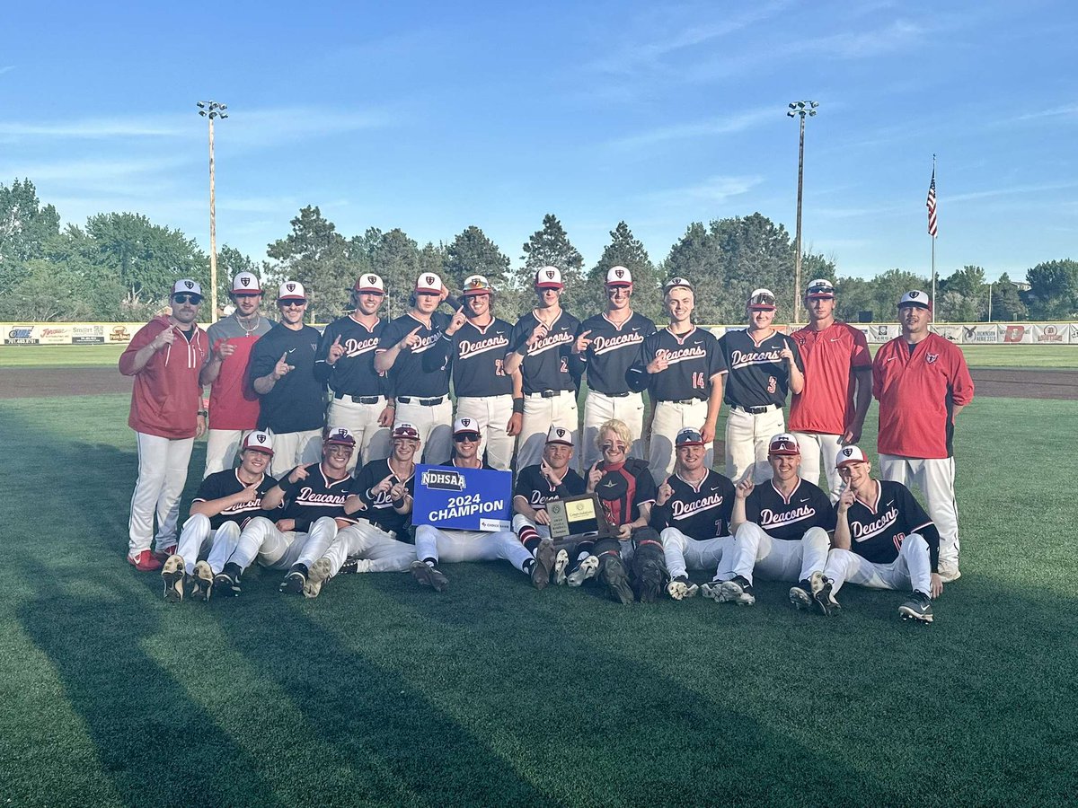 bodenmeier05's tweet photo. Regular Season Pitching Stats
38.2 IP
5-0
0.724 ERA
4 ER
62 K
.134 BAA
All-Conference Team
State Champs!
@deaconbaseball https://t.co/ocwgB4qg3z
