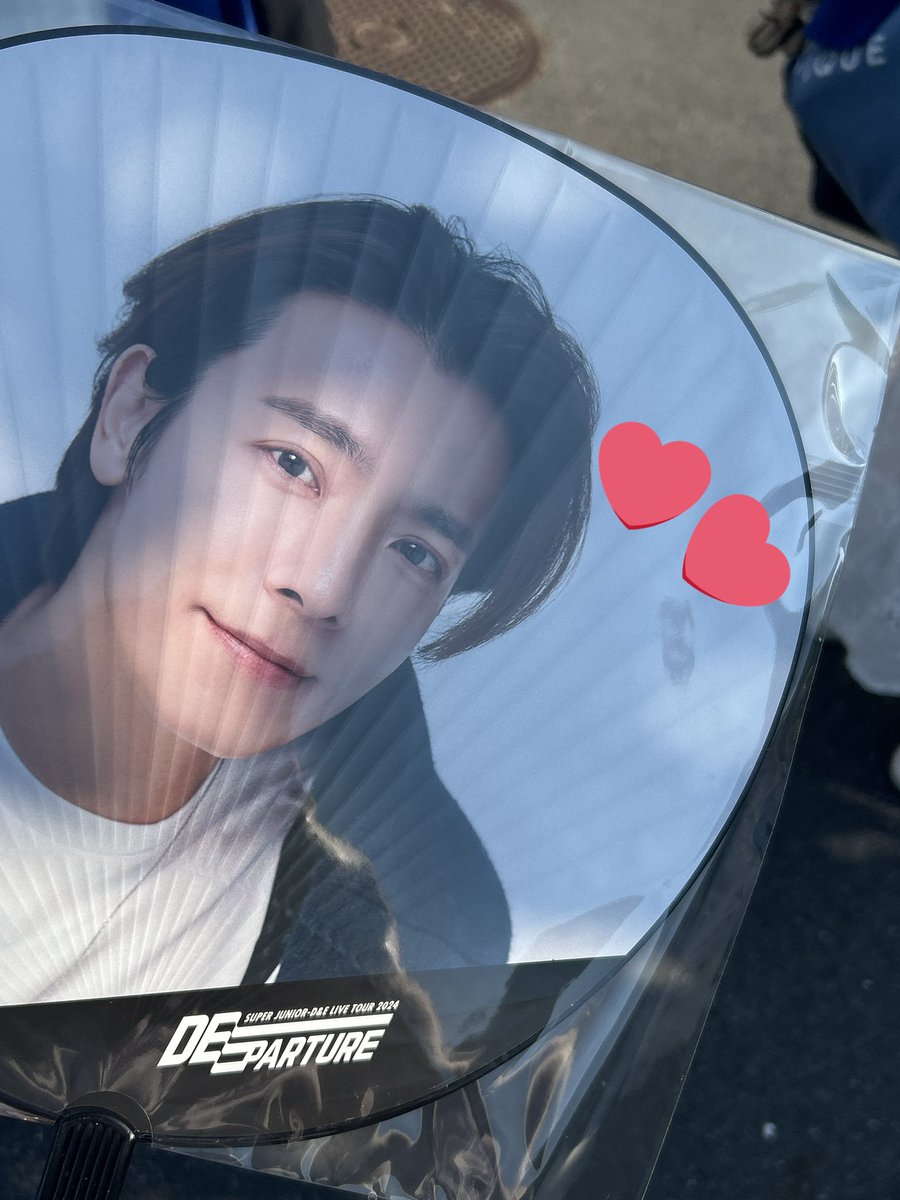 ほーーんとに最っ高だった😭✨💓
ホールツアー行ってない＋最近追えてないで色々知らないことも多かったんだけど、それでも心から楽しめた🥹
ドンヘさんは終始顔が良かったし初めて生で2人の歌聞けて感動…😭
また絶対行くぞ〜！！
 #よよぎなにとぞヒョク
 #よよぎゆずれないドンへ