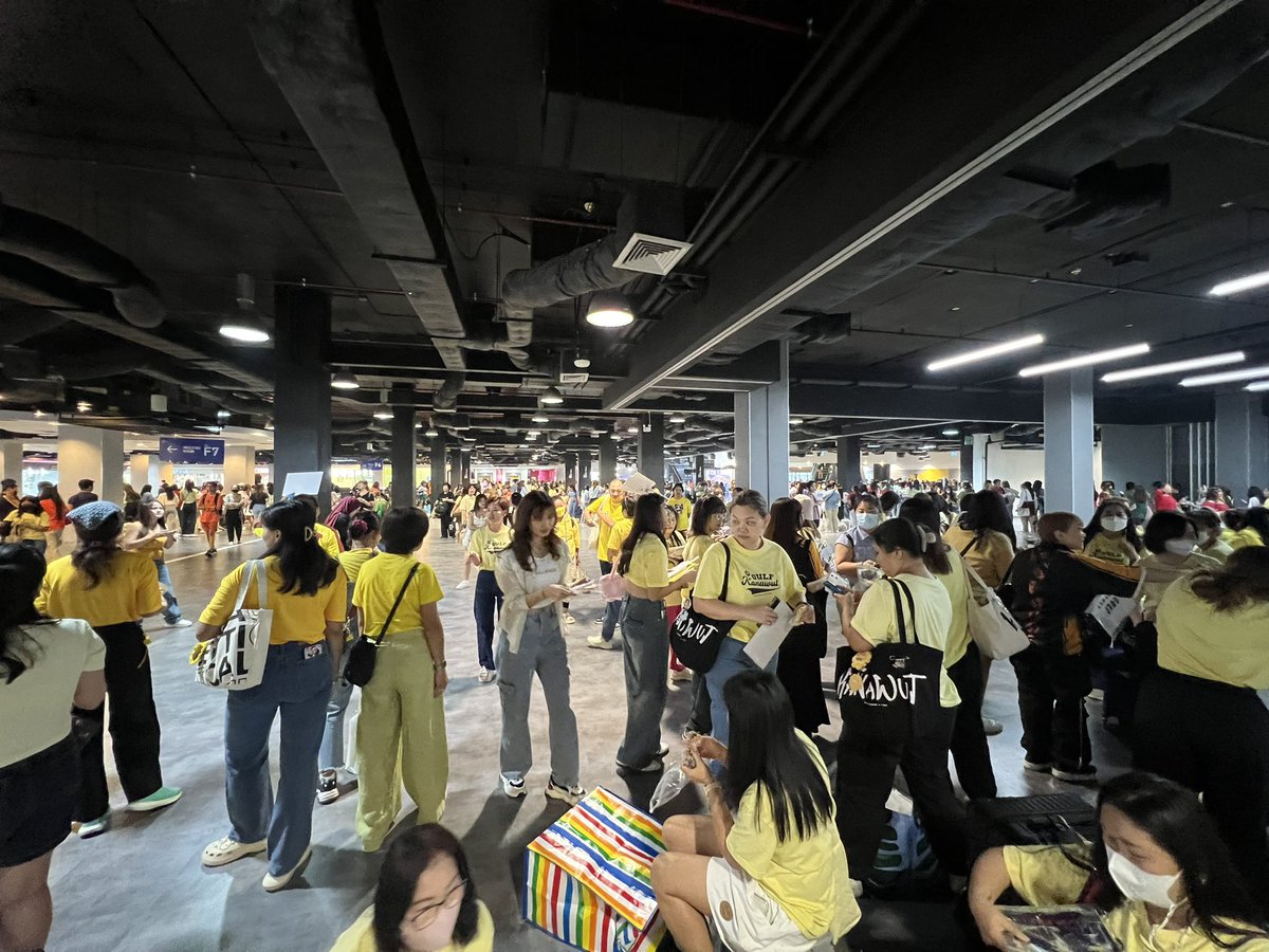 BebeeLapis's tweet photo. ความสนุกของวันนี้ 💛 แม่ๆกลัฟ ก็คือ เพลินกันมาก

#ดวงใจเทวพรหมSportsDay
#SportsDayxGulf
ꕤ @gulfkanawut ⋆⁺₊⋆
ʚ* #GulfKanawut 𖧷
✧ #กลัฟคณาวุฒิ ✿༘ https://t.co/Ikj5Wv4iGa
