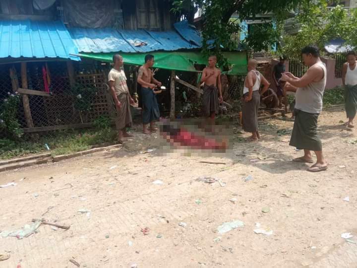 MaungKhinZaw4's tweet photo. It is reported that three (3) people, including a school teacher, were killed and injured when the Myanmar junta bombed Young Chaung village in Ponnagyun Township, Arakan State, which was occupied by the Arakan Army (AA) on the morning of June 1, 2024. https://t.co/MlEAGVJ4vu