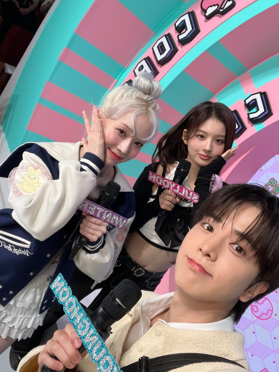 nostalgiacore's tweet photo. WINTER with NMIXX SULLYOON and THE BOYZ YOUNGHOON at Music Core https://t.co/jA6YHIdDKD