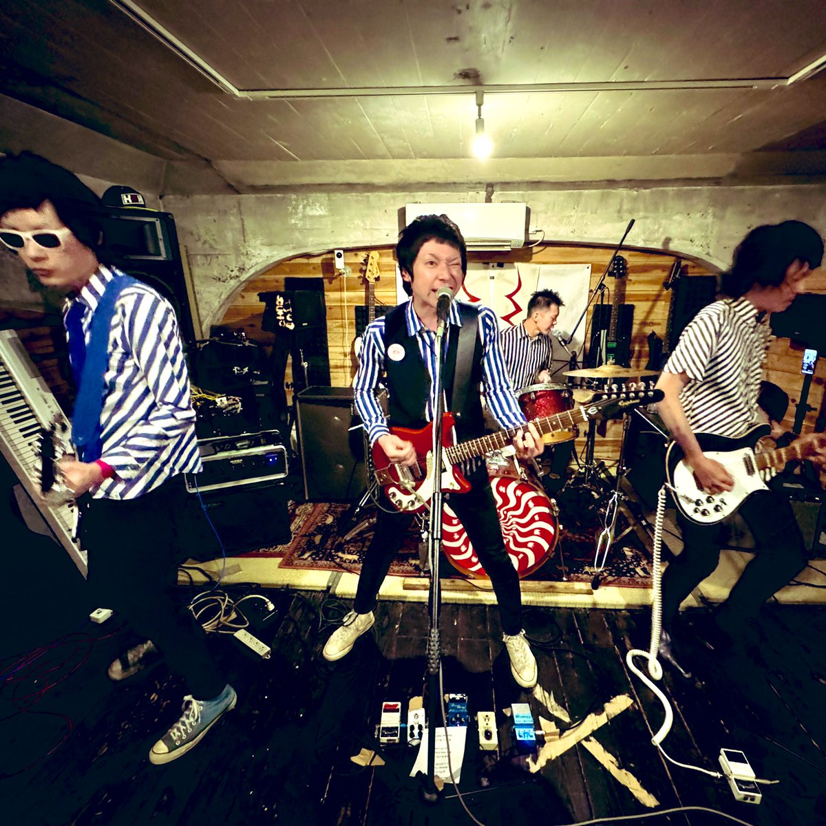 gloom77's tweet photo. the imitation heartsのライブと
ニニニカレー

たのしいじかん🩵 https://t.co/KFg5Vss9R1