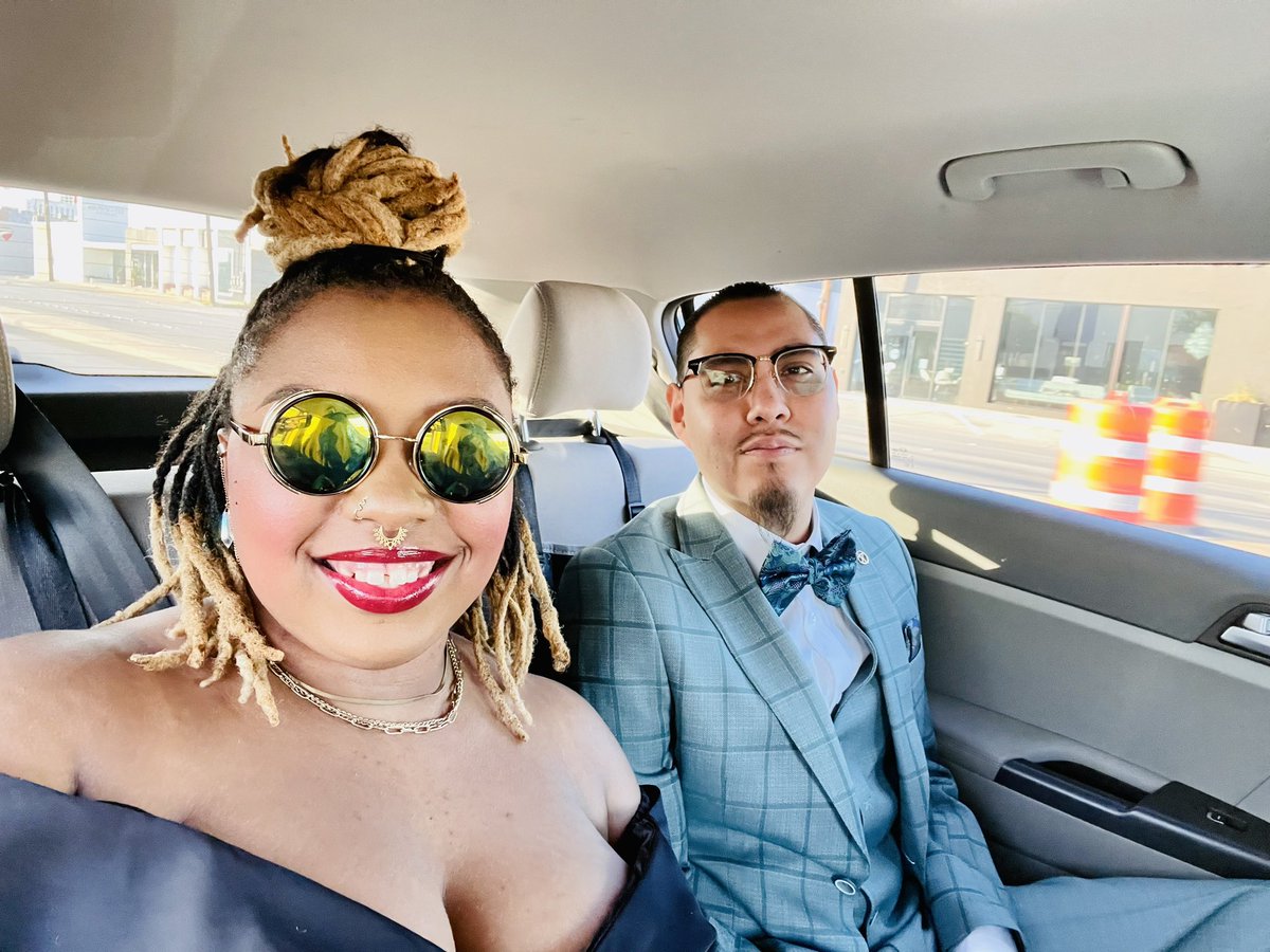 MarketingBully_'s tweet image. I love showing my husband I listen to him when he shares his interest and things he likes with me.

He told me he didn’t like store bought juice anymore… so bought a juicer &amp;amp; started making it fresh.

He told me he loves bonsai tress but hates when plants die… so I got him a…