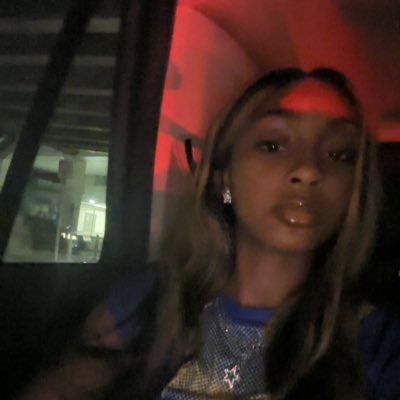 s4brea's tweet image. #NewProfilePic #Back #Indecisive