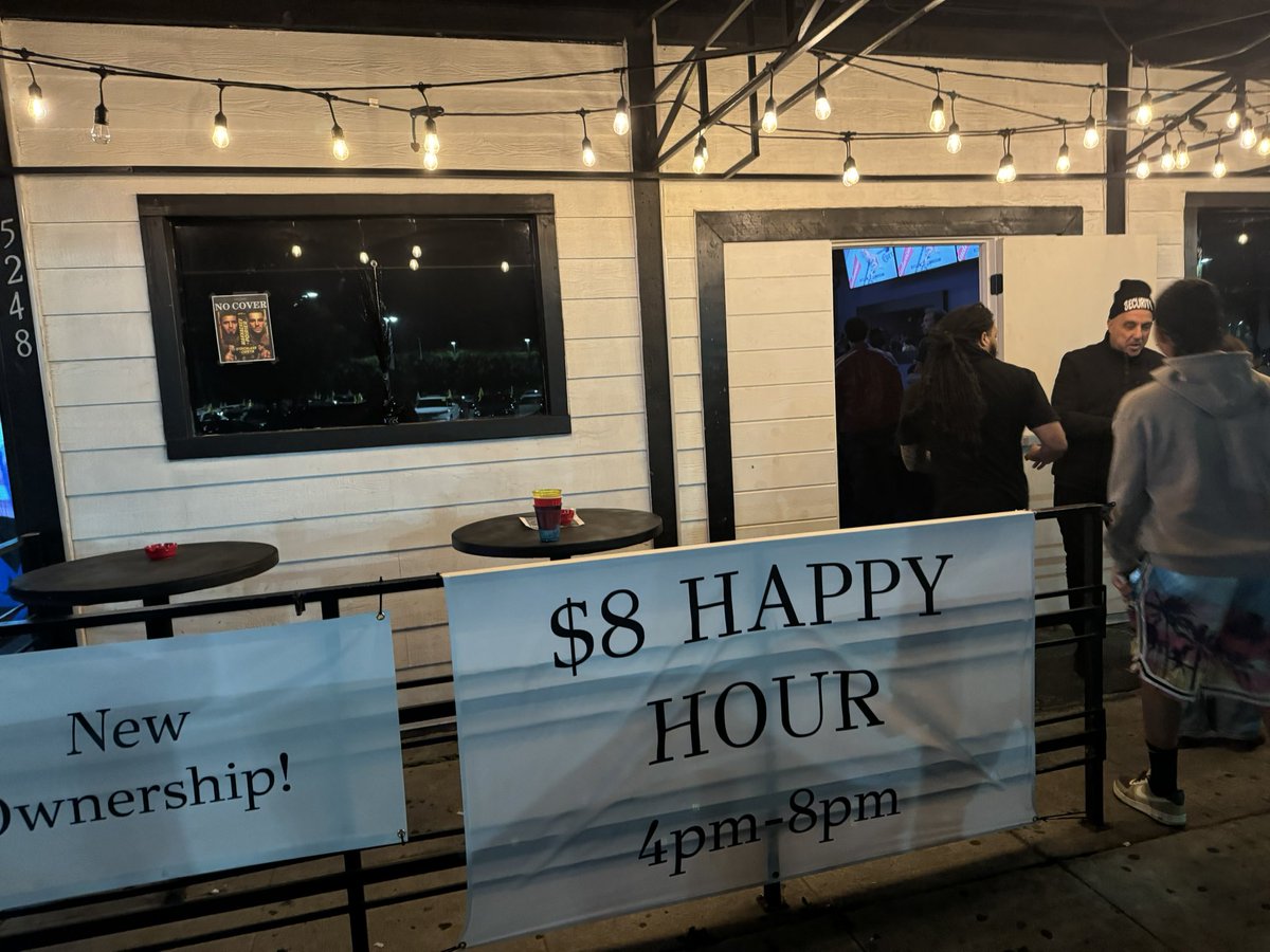 Here are the Grand opening of Brandyn Toney aka @b12world new bar. Packed house.  Met Brandyn on a podcast a few years ago and been down ever since. I’m proud of this Kat.

New Black owned Bar in the Valley.