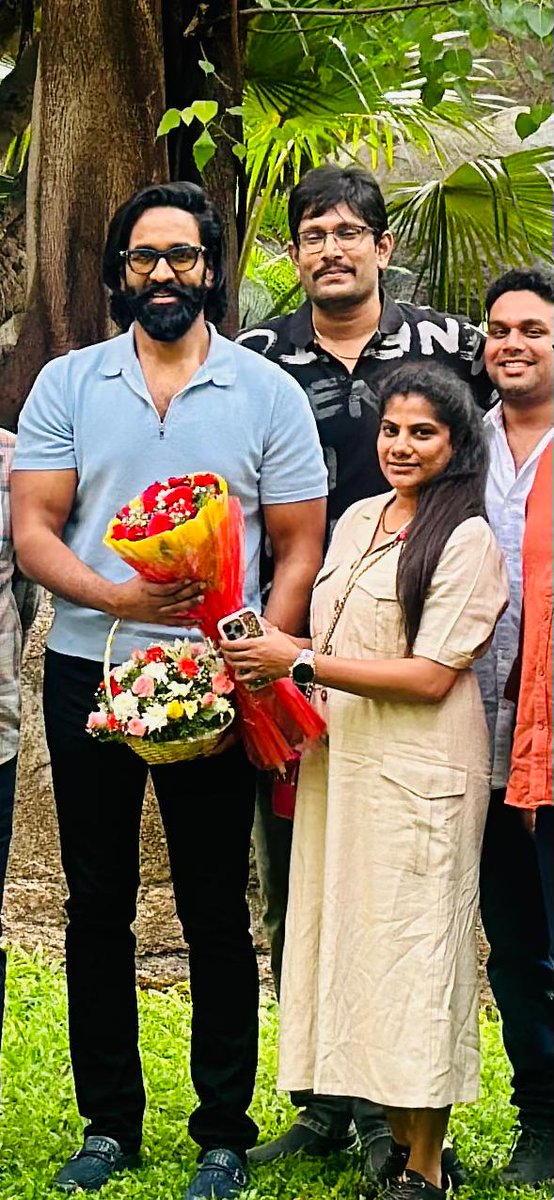 Teju_PRO's tweet photo. Telugu Film PRO's Association members had the pleasure of meeting MAA President @iVishnuManchu
@YourTFPA had a wonderful time and enjoyed the lunch hosted by you ❤️ Looking forward to the highly anticipated film, #Kannappa 💥
#ManchuVishnu #MAA #TFPA https://t.co/GdPKbe0rsx