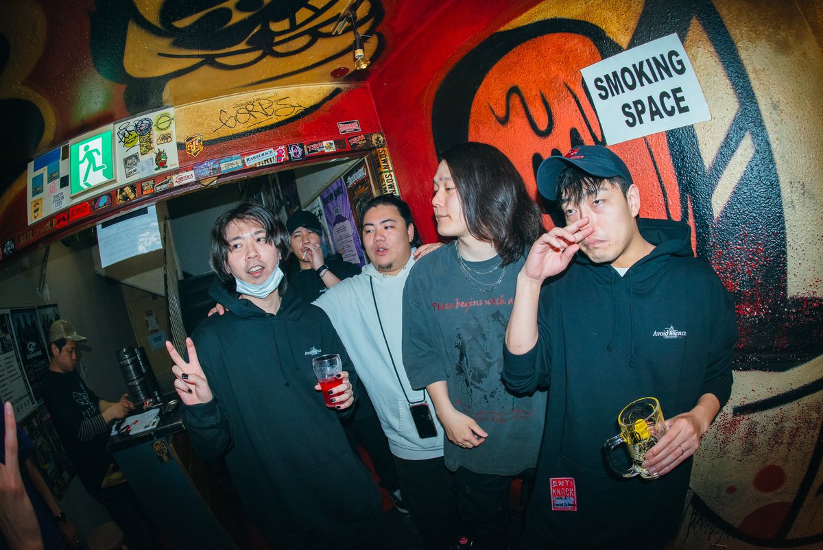 avoid_silence_'s tweet photo. 6/1(Sat)@新宿ANTIKNOCK
miku &amp; mika pre. ZINNIA vol.1

ご来場の皆様、ありがとうございました！
我々Avoid Silence.7月2日で現体制ラストになります。
出番は21:25〜ですので、是非刮目ください。

Photo by @Utaka_reeno https://t.co/EMEQkqJpJG