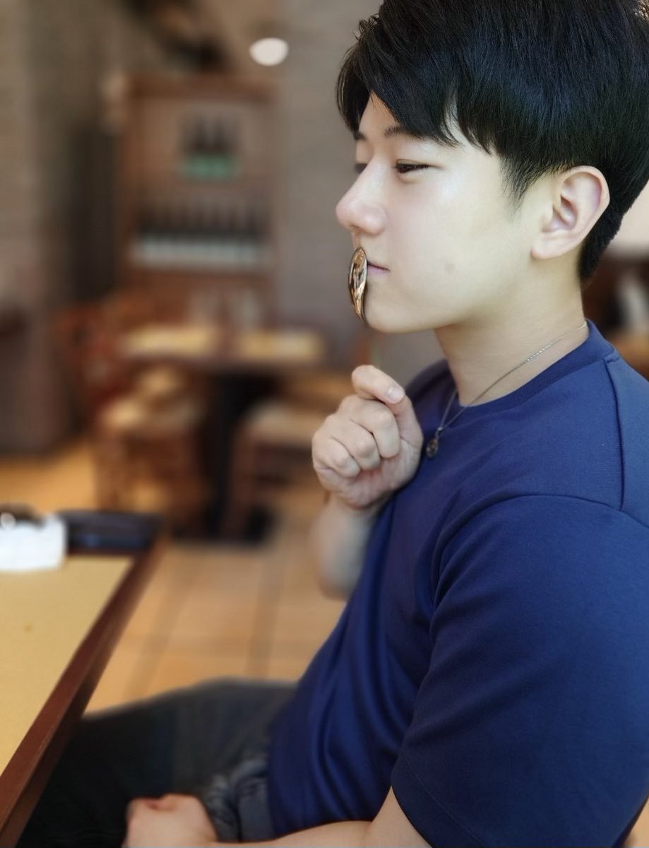 oftondaisuke's tweet photo. あざとい写真と見せかけつつ、性格は可愛げが全くないアラサーENTJ https://t.co/c7dZDxhJsZ