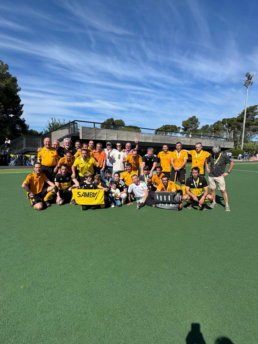 🏆 L' <a href="/AtleticTerrassa/">Atlètic Terrassa Hockey Club</a> es proclama campió de Catalunya de Tercera masculí

Enhorabona per aquesta gran temporada, campions!👏🏻

#SomFederació #HockeyCat