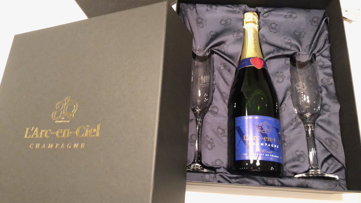 LArc〜en 〜Ciel ラルクアンシエル 30th限定シャンパン 81PhRezsd5L