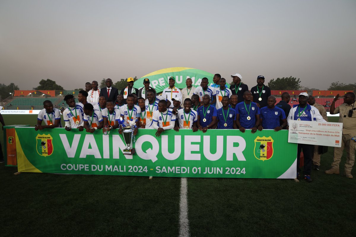 Le Stade Malien de Bamako a remporté la Coupe du Mali de Football 2023-2024 ! 🏆⚽ Africa Foot Elite (0) VS (4) Stade Malien de Bamako 📅1er juin 2024, 📍Stade Mamadou Konaté de Bamako Ainsi, s’achève la 63ème édition de la Coupe du Mali de football. Une belle partition des