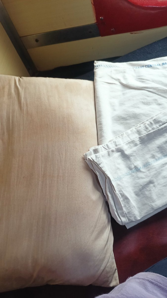 karatefitRathod's tweet photo. So dirty bedding provided by @RailMinIndia in train no 03251.
Running on 2nd june 2024 from Danapur junction to Bengaluru.

Its a request to upgrade these basic needs of a passenger. https://t.co/onHyXVNZKS