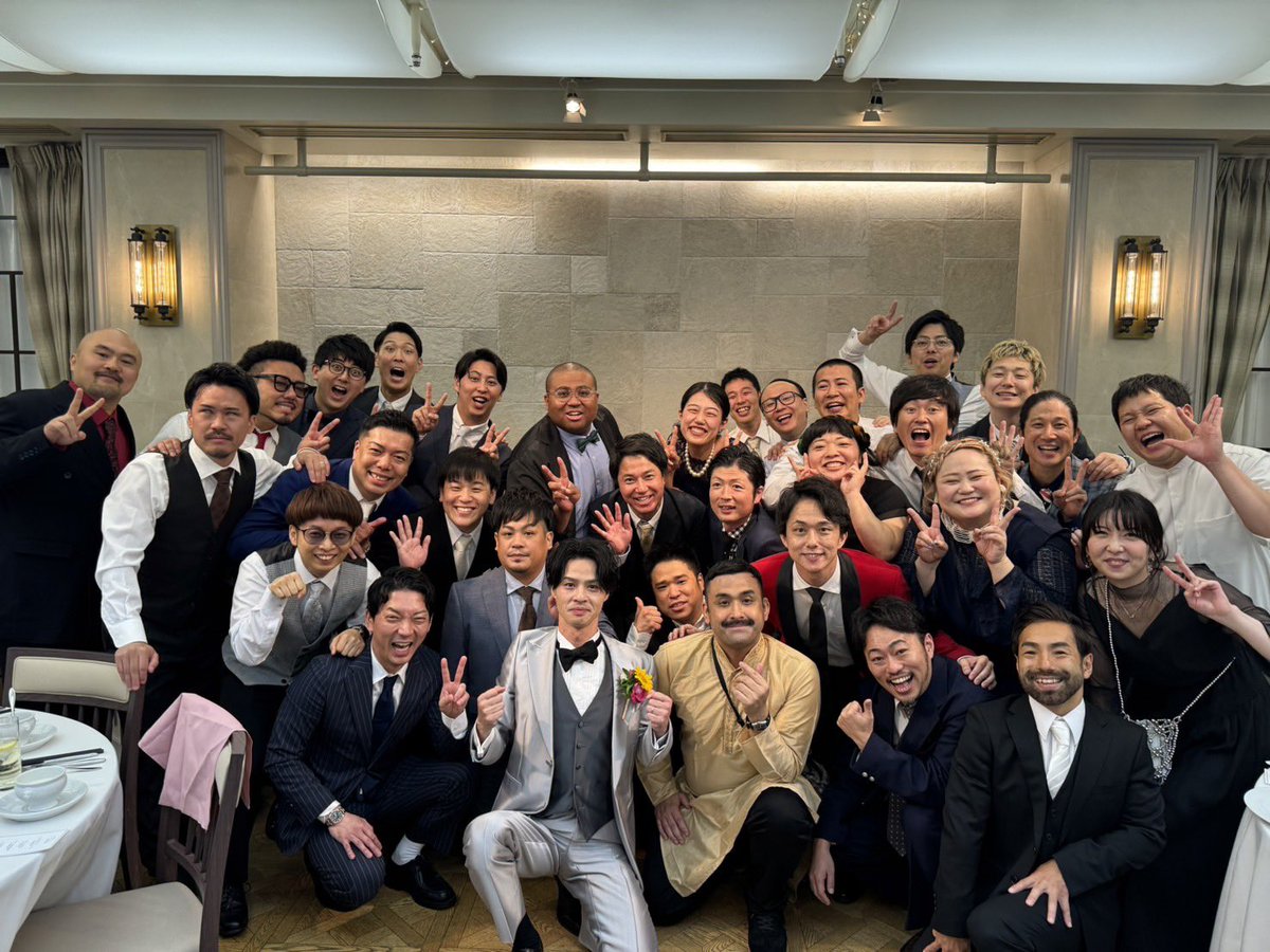 NYyashiki's tweet photo. ノブの結婚式めちゃくちゃ良かった！！

おめでとう！！ https://t.co/unphcu2rdG