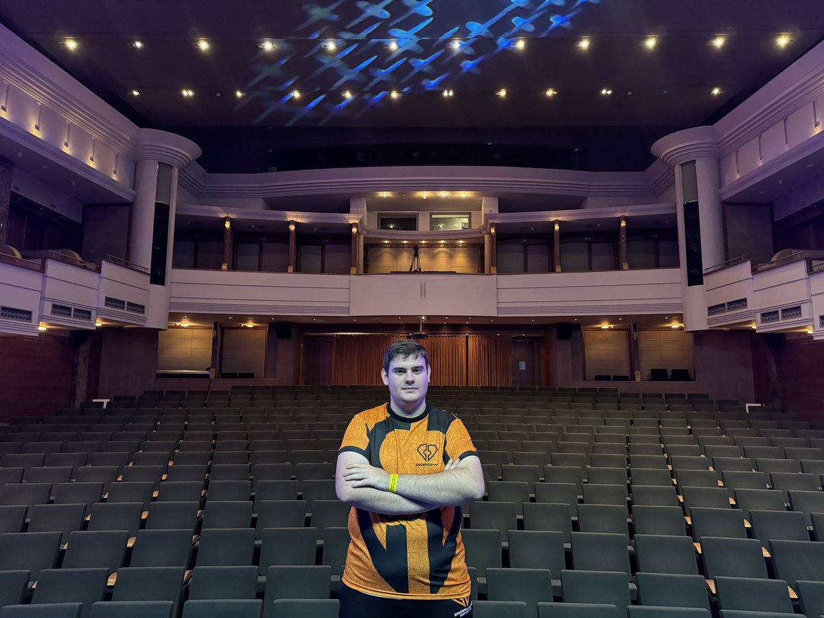 It’s showtime boys, we play at 7pm vs <a href="/ankoragg/">Ankora Gaming</a> on EBL Days.
<a href="/EsportsDiamant/">Diamant Esports</a> 

twitch.tv/fortuna