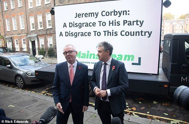 bsazzled's tweet photo. @LabourList The evidence begs to differ
#ServicesRendered https://t.co/p2ISfCR58N