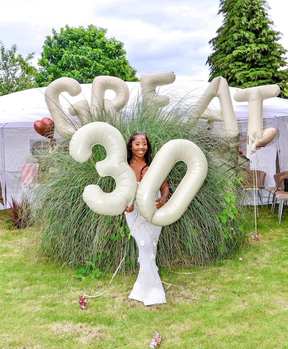 N A D I A J A E 🇸🇱 tweet media