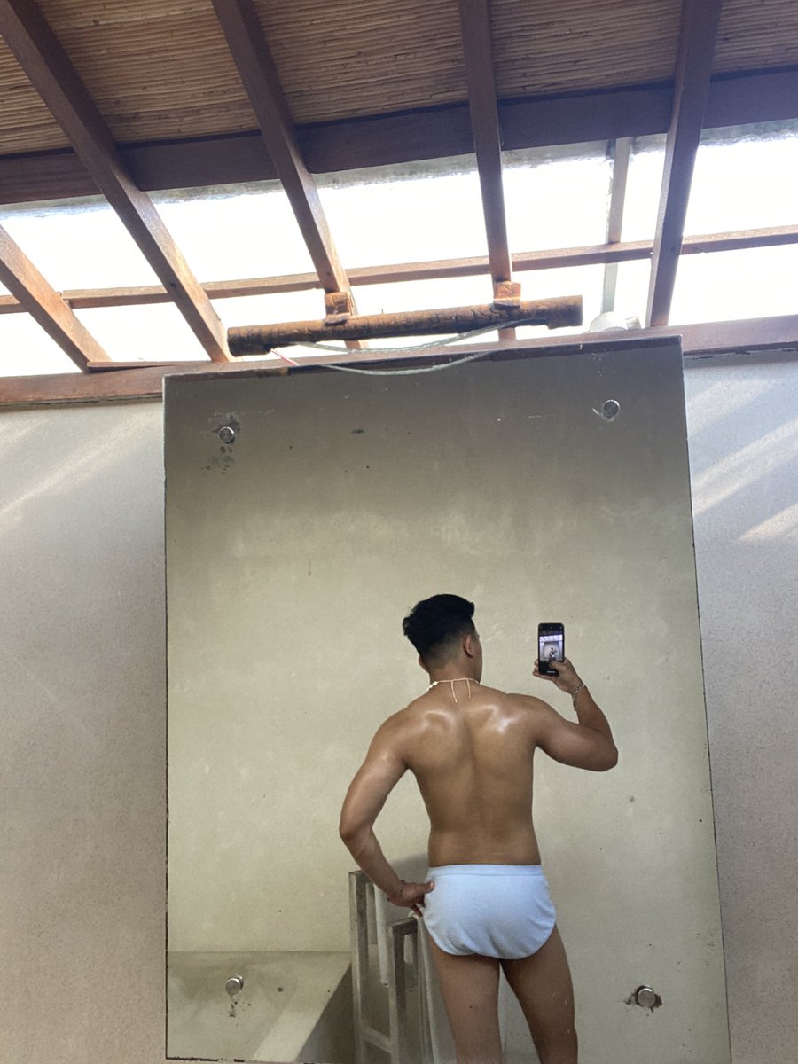 dukethewinter's tweet photo. Maw depan apa belakang ? https://t.co/Ik1o9bxzVz