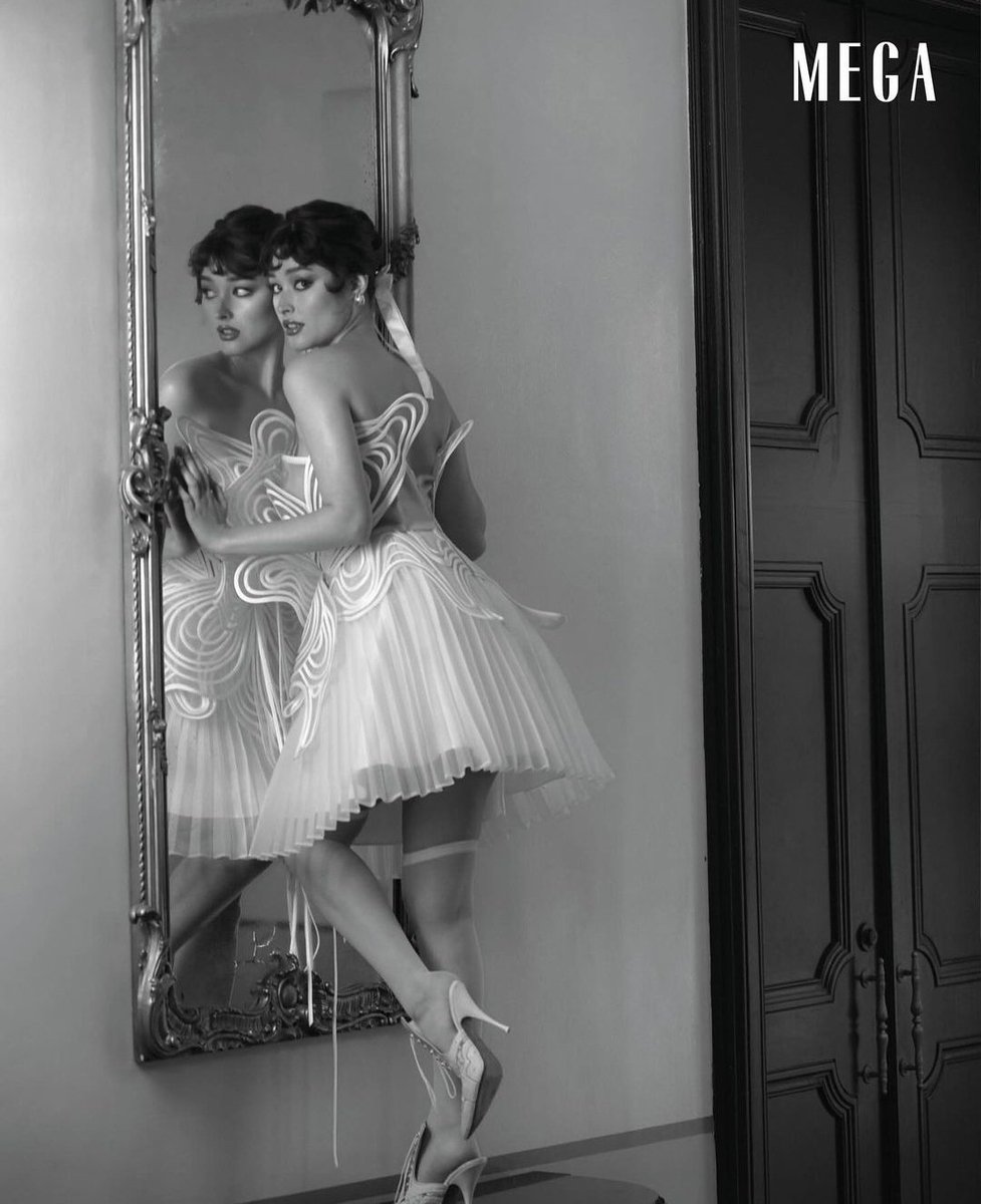 lovexpsyche's tweet photo. LIZA SOBERANO x BYS COSMETICS x MEGA Magazine 

#LizaSoberano #BYSCosmeticsPH 
📷lizasoberano/megamagazine/marknicdao https://t.co/IRvHrR7vwU