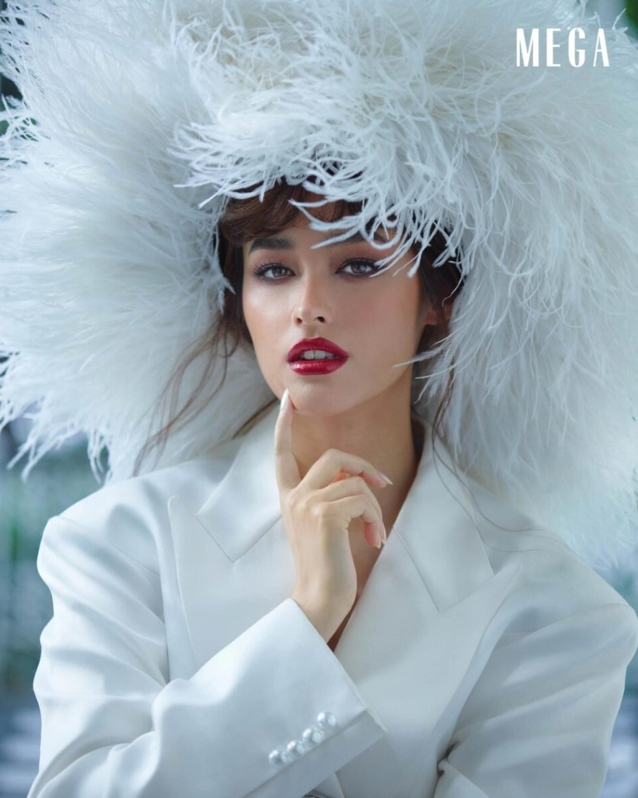 lovexpsyche's tweet photo. LIZA SOBERANO x BYS COSMETICS x MEGA Magazine 

#LizaSoberano #BYSCosmeticsPH 
📷lizasoberano/megamagazine/marknicdao https://t.co/IRvHrR7vwU