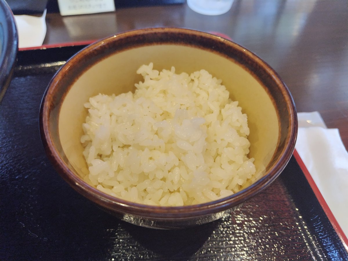 MikanzRf's tweet photo. 久しぶりの投稿になりますが、先月の買い物帰り、福ちゃんラーメン浜松西山店でラー活してきました🍜
今回は特製鶏白湯ラーメンとライスを頂きました💃
最近、色々と忙しくてＳＮＳの投稿が疎かになってきます🤣
#ラーメン
#福ちゃんラーメン
#ラーメン好きと繋がりたい
#パイタンラーメン https://t.co/WjccEXVX8v