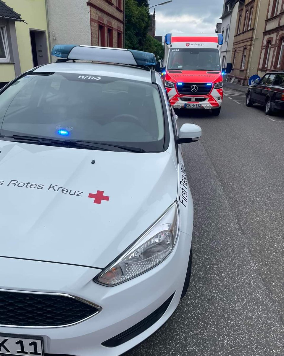 EinsatzeMyk's tweet photo. Einsatz Nr. 120/2024 für die First Responder Gruppe Bendorf
01.06.2024 um 11:34 Uhr
Reanimation
Einsatzort: Bendorf
#wirfürbendorf #immerda #Einsatz #firstresponder #Rettungsdienst #Bendorf #mayenkoblenz #landkreismayenkoblenz https://t.co/PFFhnXQcxA