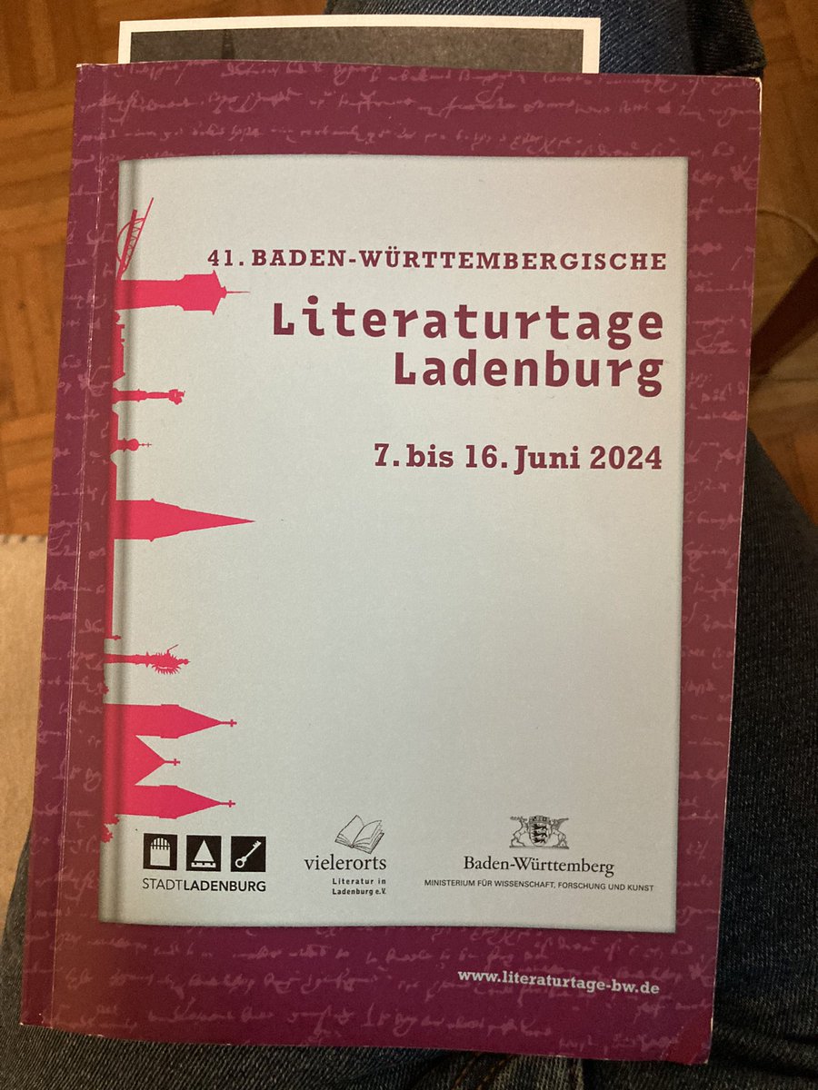 #Ladenburg 📎9. Juni 2024, 11 -18 h 
📚Feria de la edición independiente  | Die Ladenburger #Buchmesse der unabhängigen Verlage

… conversación sobre la «edición de poesía» | Verlagsgespräche mit <a href="/parasitenpresse/">parasitenpresse</a>, Dinçer Güçyeter <a href="/geraldinegw/">GeralGutierrezWien</a> 

Moderiert von Carolin Callies!