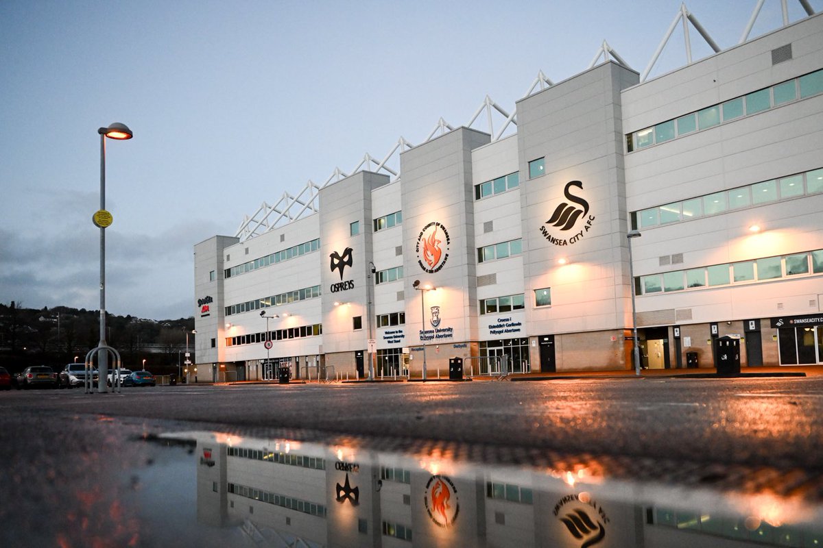 _BeFootball's tweet photo. 🚨 Un salarié de Swansea a été licencié pour avoir parié… 𝟭𝟯𝟬 𝗳𝗼𝗶𝘀 𝗰𝗼𝗻𝘁𝗿𝗲 𝘀𝗼𝗻 𝗰𝗹𝘂𝗯. 😭😭

(@TeleFootball) https://t.co/EQy2MCOgah