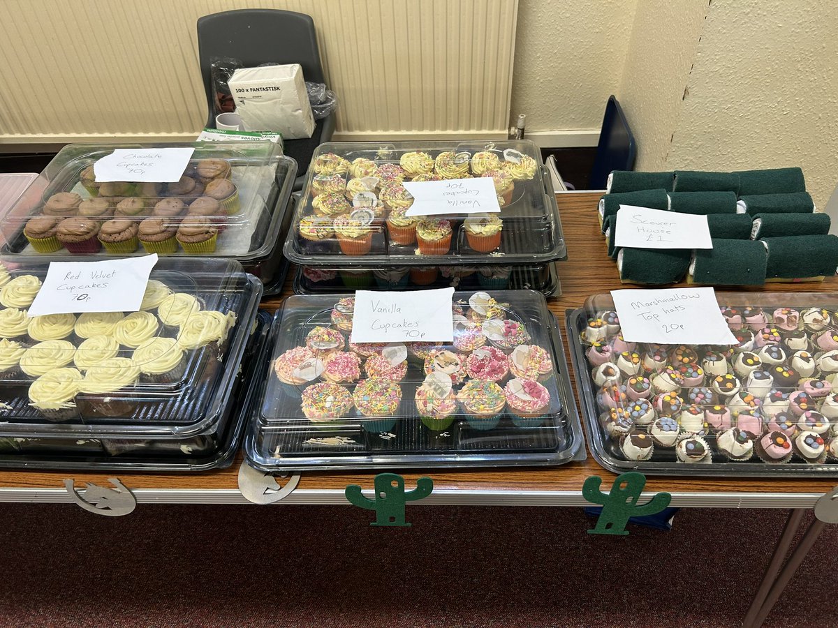 Laura Howat tweet media