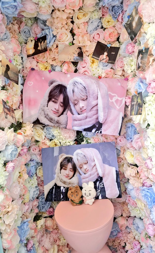 chesaranghe's tweet photo. 단짝즈로 가득해서 너무 좋았던🥺🩷
카페 넘 아기자기하구 선착특전 너무너뮤예뻐용🌸
@BF_ever_ https://t.co/QzDgbVxMu4