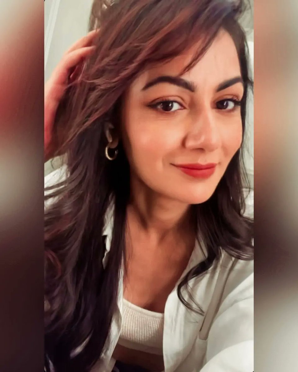 An06421025Aamir's tweet photo. Masha Allah Ye Ladki 🔥🫶😍

#SritiJha #Amruta #Fuggi 
#KaiseMujheTumMilGaye #KMTMG
#DARMIYAAN #Sakshi #PragyaMehra https://t.co/F9R17ZAjhK