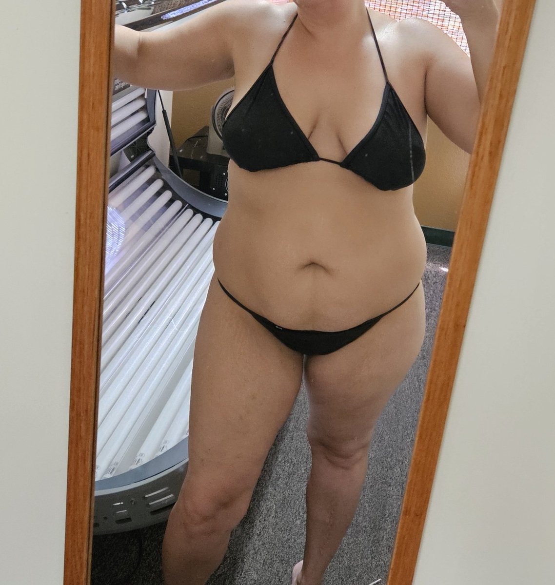 PortiaRevel's tweet photo. Cum see what's underneath see my previous post https://t.co/ALas01MrRi