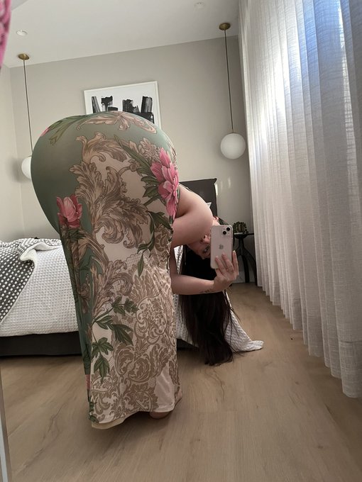 Which photo is better 1 or 2? ☺️ https://t.co/gKRmF4wpa6