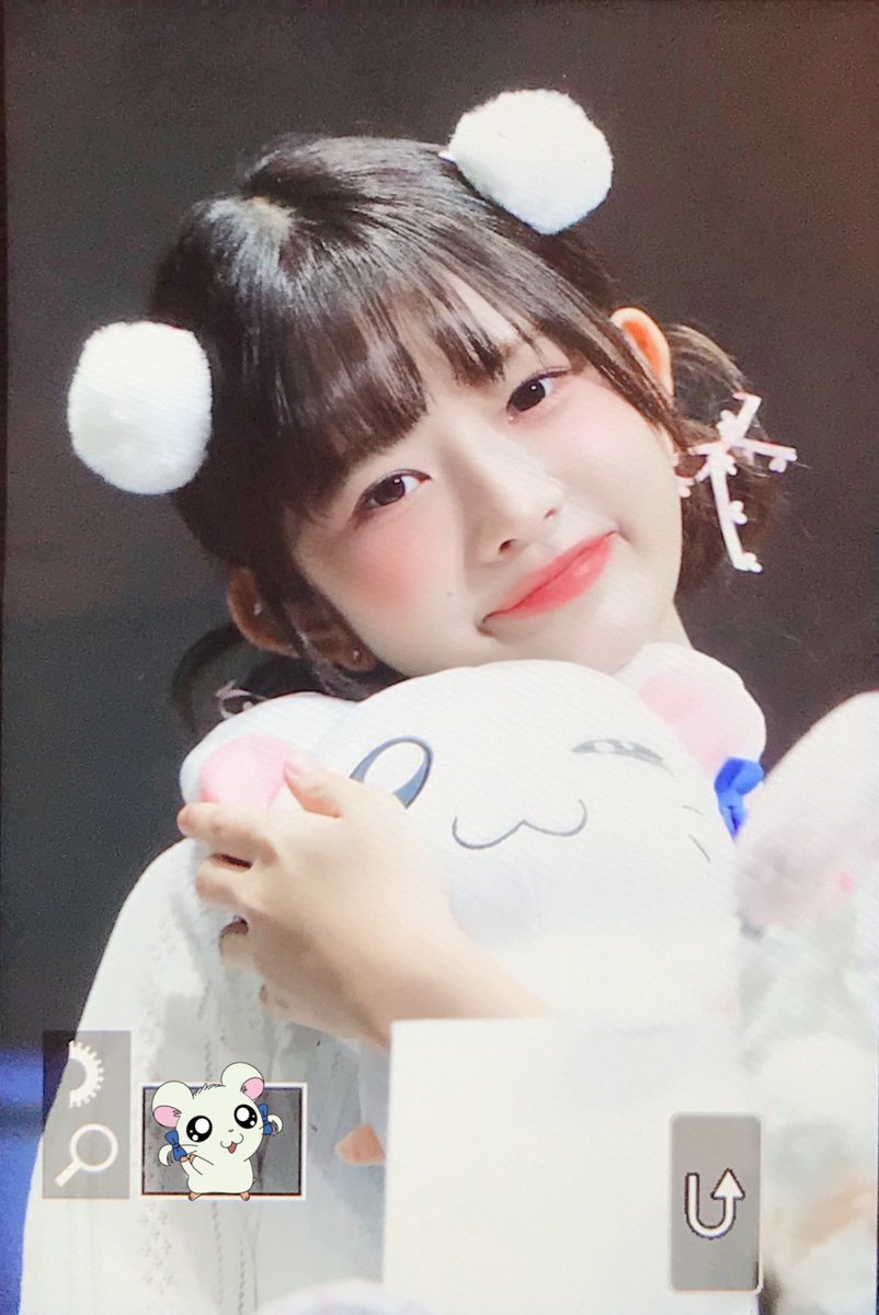 Kimreifan's tweet photo. 240602 세상에서가장행복한햄토리🐹🎀
#IVE #아이브 #REI #레이 #レイ https://t.co/rNMqIEr4TT