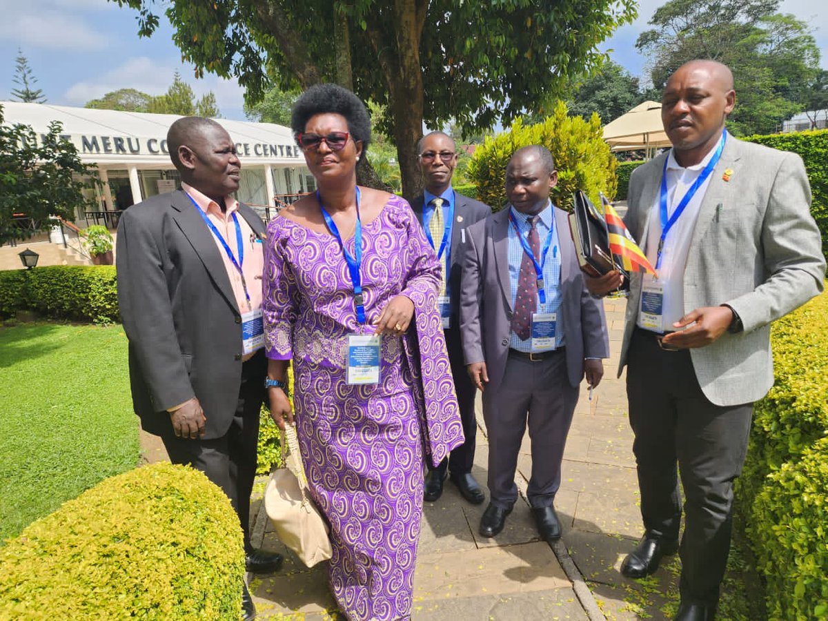 On 31st May 2024,the Outgoing Chairperson of the Fisheries and Aquaculture Sectoral Council of Ministers, Hon @HellenAdoa closed her tenure as she handed over the chairmanship to Burundi in Arusha, Tanzania at Mount Meru Conference Centre.