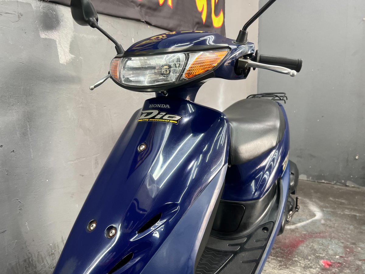 firstHirakata's tweet photo. ホンダ　ライブディオ入荷しました😌

通勤や通学にいかがでしょう☀️

#バイク
#バイク売ります
#バイク買います
#大阪
#京都
#枚方市
#茨木市
#寝屋川市
#高槻市
#摂津市
#八幡市
#交野市
#八幡市
#ホンダ
#50cc
#スクーター
#原付
#DIO
＃AF34 https://t.co/e7L8yaqMyz