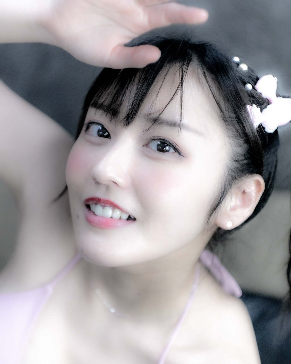 brightface_k's tweet photo. 入澤優さん
Lens: Ross XPRES 1.9/75mm
1930年頃、ロンドンのロス社で製造され、映画撮影に使われたレンズ。F1.9はダブルガウス型で、写りはDallmeyer super-sixによく似ています。
#XPRES
#ROSS
#入澤優 https://t.co/zHddSkgmlL