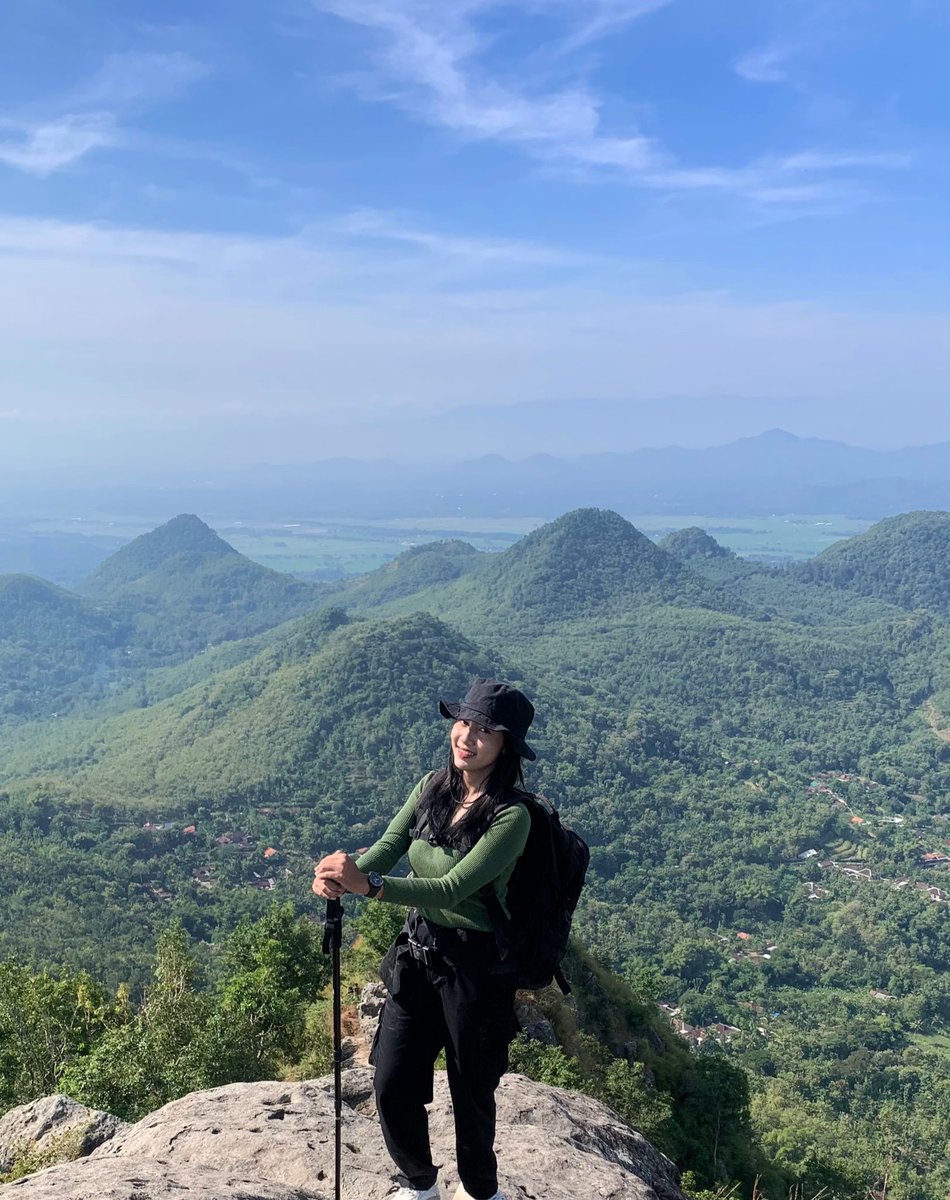 febᡣ𐭩 tweet media