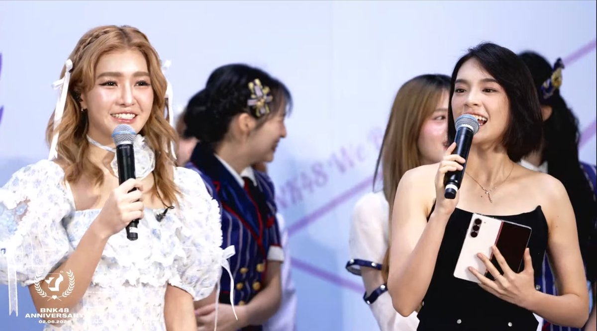 PapaonIvy's tweet photo. คิดถึงพิเฌอกับจอนอบนเวทีมากกกก🥹🐈🦄
#CherprangAreekul
#JennisOprasert
#BNK487thAnniversary https://t.co/XVsEro2ea4