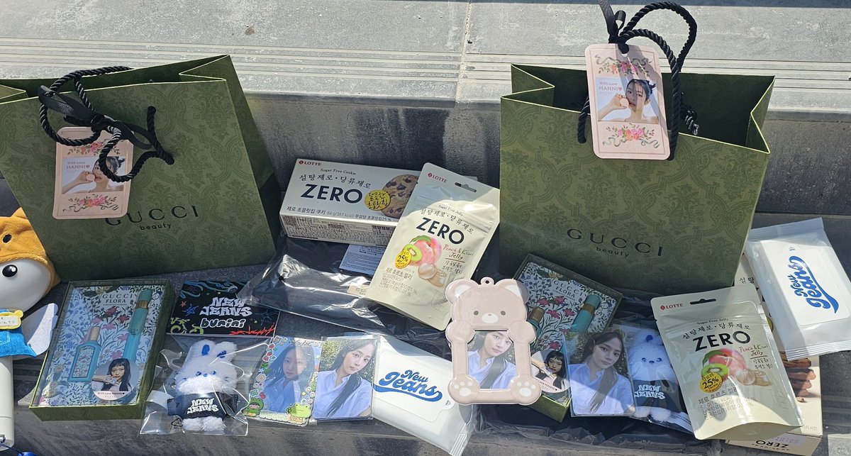 사민 tweet media