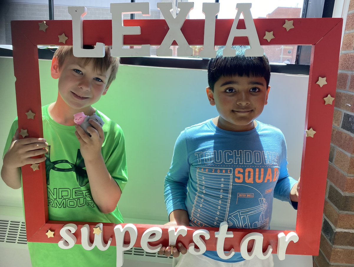 Mme Wark tweet media