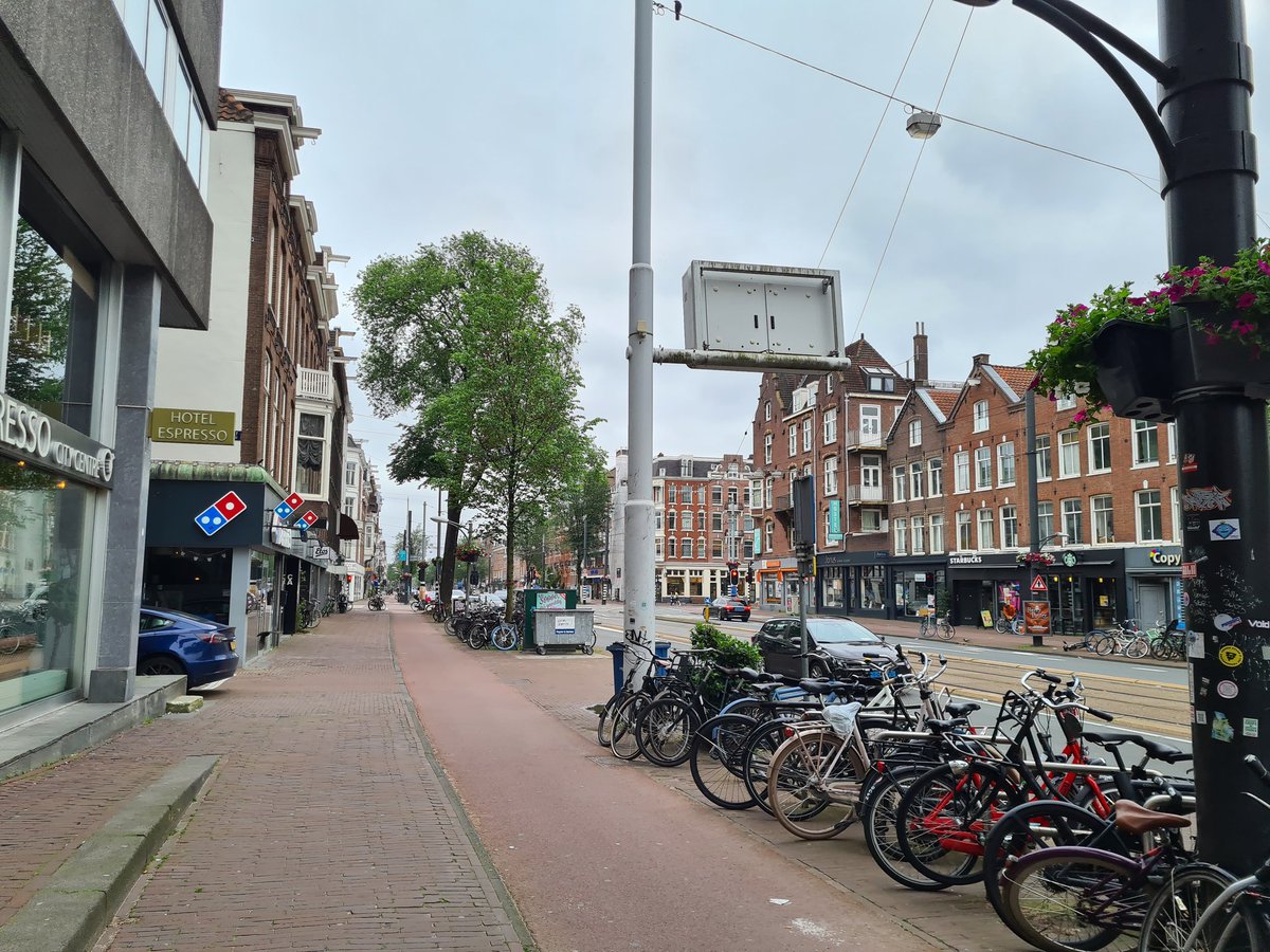 In de Schipol. Straat op "gejorking het". En met "het", wel, haha, laat op juist zij. Mijn pijnits