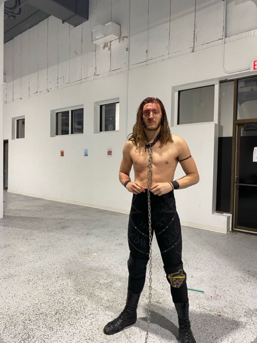 TheJordanOIiver's tweet image. Dog Collar 🩸 

@JerseyCW