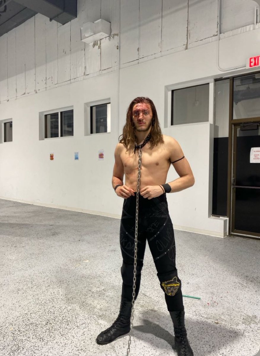 TheJordanOIiver's tweet image. Dog Collar 🩸 

@JerseyCW